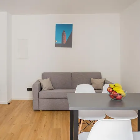 Homaris Nibelungen Aparthotel