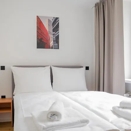 Homaris Nibelungen Lejlighedshotel 3*